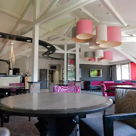 Le Kennedy, Clermont-ferrand, The Originals Relais 3* Клермон-Ферран