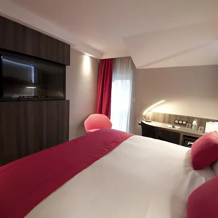 Le Kennedy, Clermont-ferrand, The Originals Relais 3* Клермон-Ферран