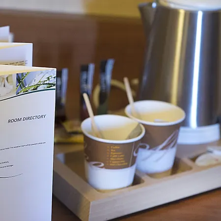 Le Kennedy, Clermont-ferrand, The Originals Relais 3* Клермон-Ферран