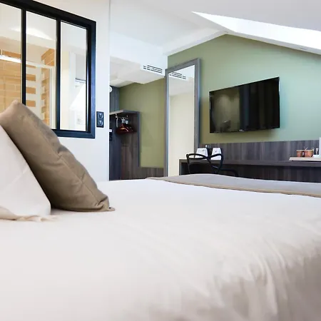 Le Kennedy, Clermont-ferrand, The Originals Relais Отель