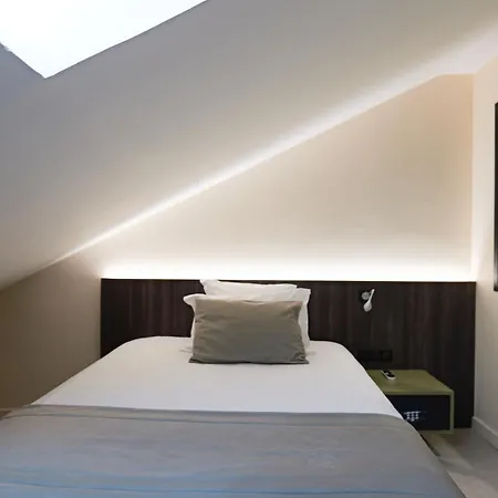 Le Kennedy, Clermont-ferrand, The Originals Relais Hotel 3*