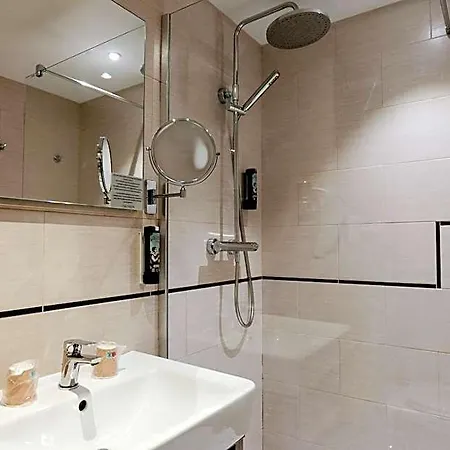 Le Kennedy, Clermont-ferrand, The Originals Relais 3* كليرمونت-فيراند