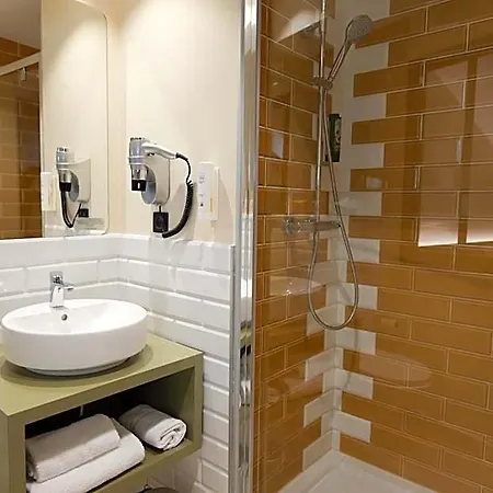 فندق Le Kennedy, Clermont-ferrand, The Originals Relais