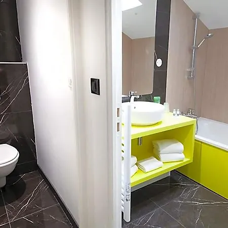 فندق Le Kennedy, Clermont-ferrand, The Originals Relais