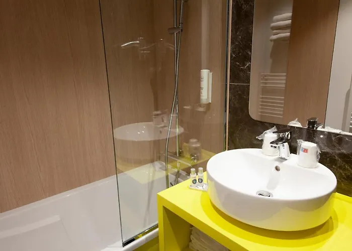 Hotel Le Kennedy, Clermont-ferrand, The Originals Relais