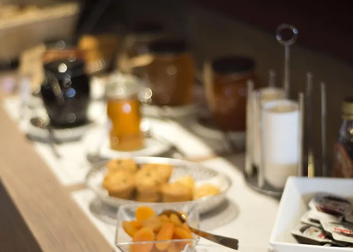 Hotel Le Kennedy, Clermont-ferrand, The Originals Relais 3*